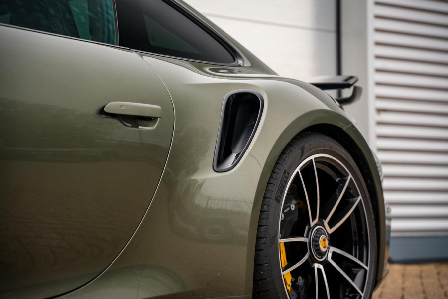 Porsche 911 3.8 Turbo S Aerokit Keramisch Schuifdak Burmester Keyless Liftsysteem Sportchrono 21''LM