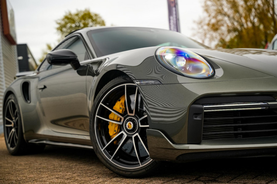 Porsche 911 3.8 Turbo S Aerokit Keramisch Schuifdak Burmester Keyless Liftsysteem Sportchrono 21''LM