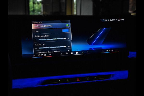 BMW 5 Serie Touring 550e xDrive M-SPORT PRO | PANORAMADAK | ACTIVE CRUISE CONTROL | ELEKTR. VERST. STOELEN MET GEHEUGEN | B&W AUDIO | STOELV
