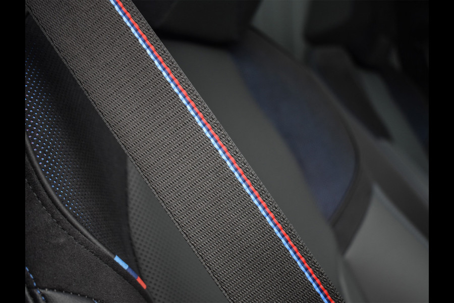 BMW 5 Serie Touring 550e xDrive M-SPORT PRO | PANORAMADAK | ACTIVE CRUISE CONTROL | ELEKTR. VERST. STOELEN MET GEHEUGEN | B&W AUDIO | STOELV