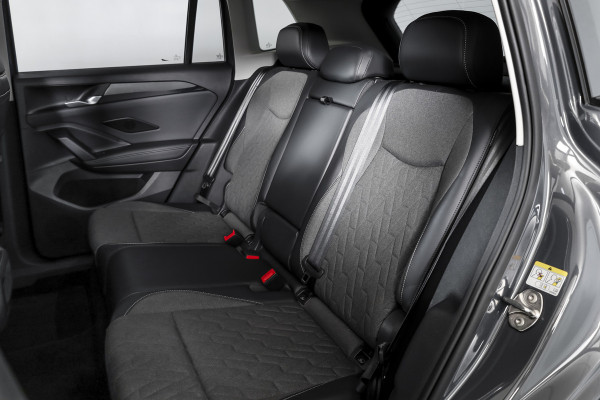 Volkswagen Tiguan 1.5 eTSI 150 PK Life Edition - DSG Automaat | Dig. Cockpit | Adapt. Cruise | Stoel+-Stuurverw. | PDC | Camera | App. Connect | ECC | Elek. Klep | DAB | LM 17" | 6165