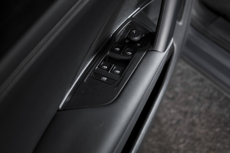 Volkswagen Tiguan 1.5 eTSI 150 PK Life Edition - DSG Automaat | Dig. Cockpit | Adapt. Cruise | Stoel+-Stuurverw. | PDC | Camera | App. Connect | ECC | Elek. Klep | DAB | LM 17" | 6165
