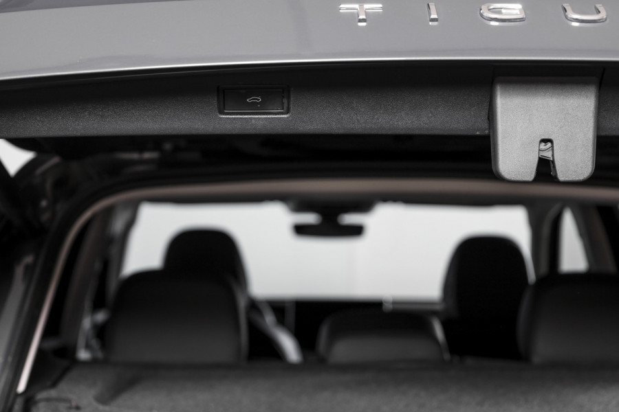 Volkswagen Tiguan 1.5 eTSI 150 PK Life Edition - DSG Automaat | Dig. Cockpit | Adapt. Cruise | Stoel+-Stuurverw. | PDC | Camera | App. Connect | ECC | Elek. Klep | DAB | LM 17" | 6165