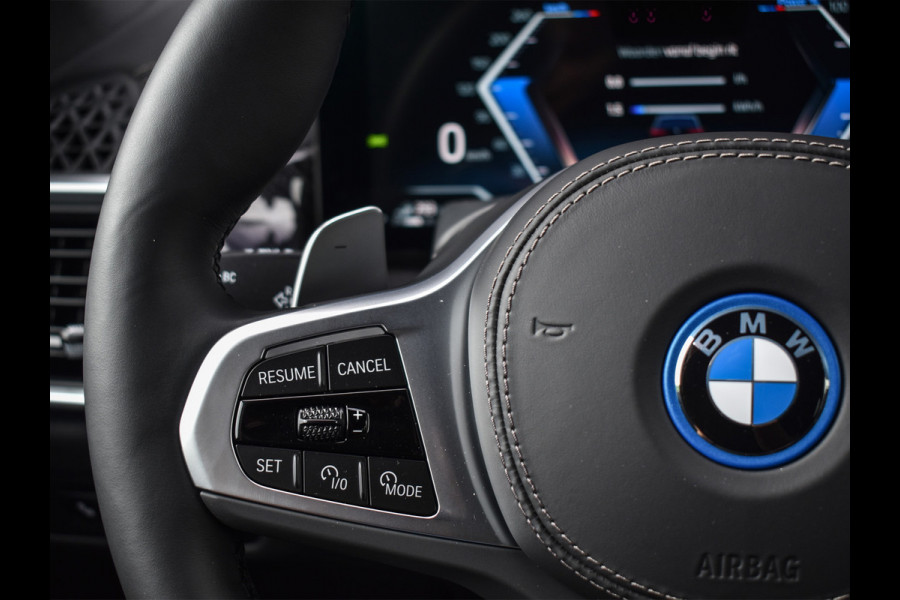 BMW X5 xDrive50e M-SPORT PRO | PANORAMADAK | COMFORT STOELEN | DRIVING ASSISTANT PROF. | HEAD UP | 360 CAMERA | HARMAN KARDON AUDIO | E