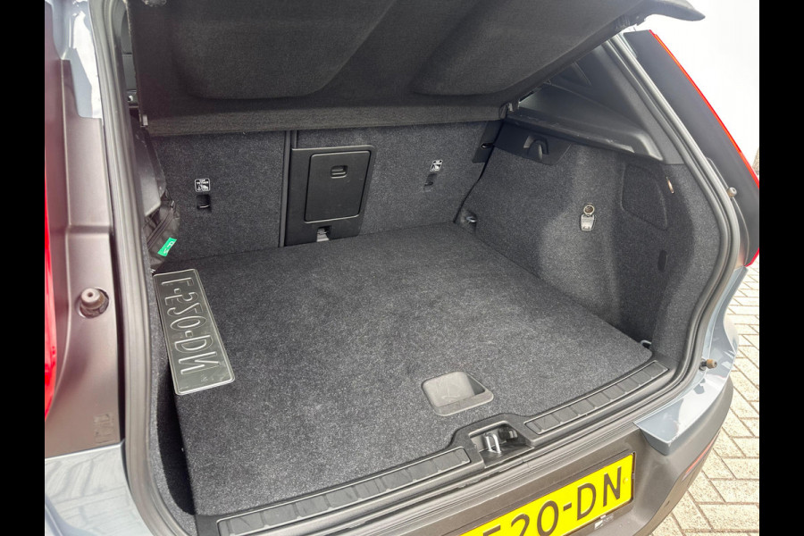 Volvo XC40 1.5 T2 Business Pro NL AUTO | CAMERA | CARPLAY | 6x voorraad