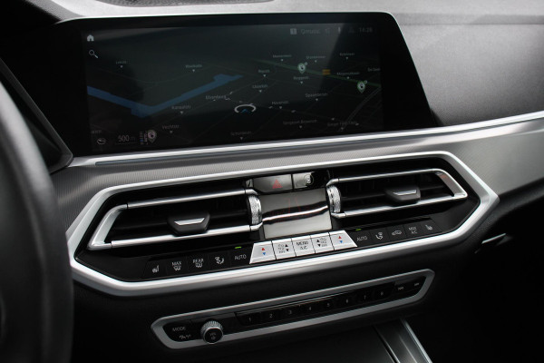BMW X5 xDrive45e Hybrid 394pk Executive Shadow line Leder Schuif-Panorama dak Navigatie Trekhaak Camera 360 20"LMV