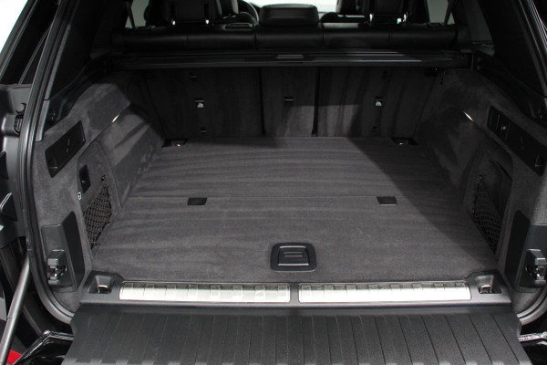 BMW X5 xDrive45e Hybrid 394pk Executive Shadow line Leder Schuif-Panorama dak Navigatie Trekhaak Camera 360 20"LMV