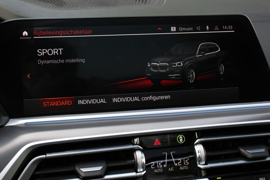 BMW X5 xDrive45e Hybrid 394pk Executive Shadow line Leder Schuif-Panorama dak Navigatie Trekhaak Camera 360 20"LMV