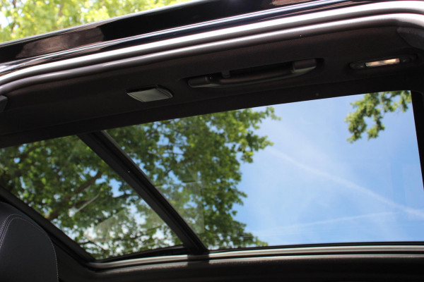 BMW X5 xDrive45e Hybrid 394pk Executive Shadow line Leder Schuif-Panorama dak Navigatie Trekhaak Camera 360 20"LMV