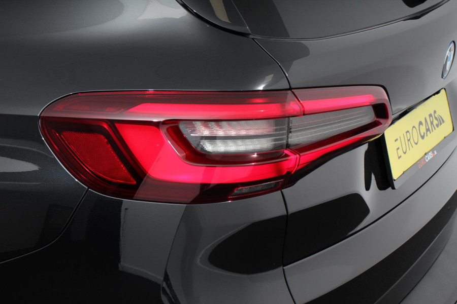 BMW X5 xDrive45e Hybrid 394pk Executive Shadow line Leder Schuif-Panorama dak Navigatie Trekhaak Camera 360 20"LMV