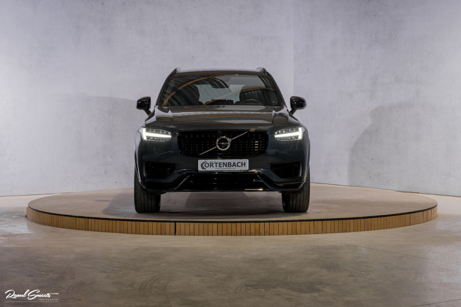 Volvo XC90 2.0 T8 Recharge AWD R-Design | Long Range | Zwenkbare Trekhaak | Harman Kardon | Adaptieve cruise | Apple carplay |