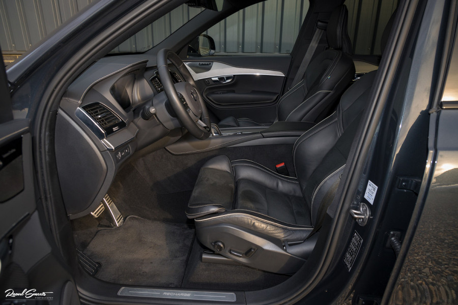 Volvo XC90 2.0 T8 Recharge AWD R-Design | Long Range | Zwenkbare Trekhaak | Harman Kardon | Adaptieve cruise | Apple carplay |