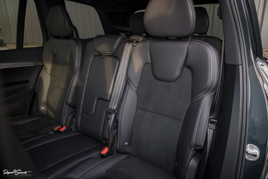 Volvo XC90 2.0 T8 Recharge AWD R-Design | Long Range | Zwenkbare Trekhaak | Harman Kardon | Adaptieve cruise | Apple carplay |