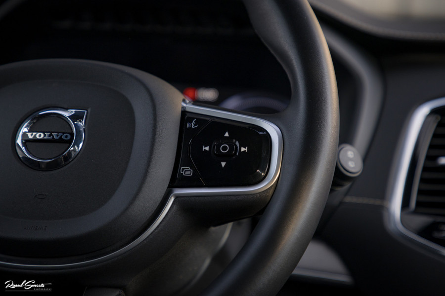Volvo XC90 2.0 T8 Recharge AWD R-Design | Long Range | Zwenkbare Trekhaak | Harman Kardon | Adaptieve cruise | Apple carplay |