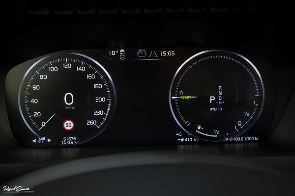 Volvo XC90 2.0 T8 Recharge AWD R-Design | Long Range | Zwenkbare Trekhaak | Harman Kardon | Adaptieve cruise | Apple carplay |