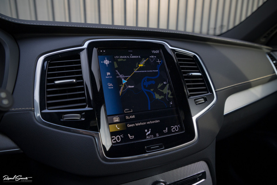 Volvo XC90 2.0 T8 Recharge AWD R-Design | Long Range | Zwenkbare Trekhaak | Harman Kardon | Adaptieve cruise | Apple carplay |