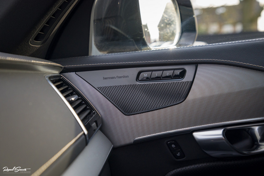 Volvo XC90 2.0 T8 Recharge AWD R-Design | Long Range | Zwenkbare Trekhaak | Harman Kardon | Adaptieve cruise | Apple carplay |