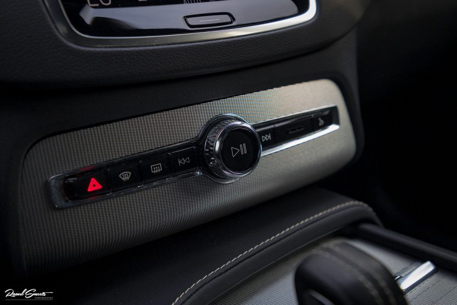 Volvo XC90 2.0 T8 Recharge AWD R-Design | Long Range | Zwenkbare Trekhaak | Harman Kardon | Adaptieve cruise | Apple carplay |