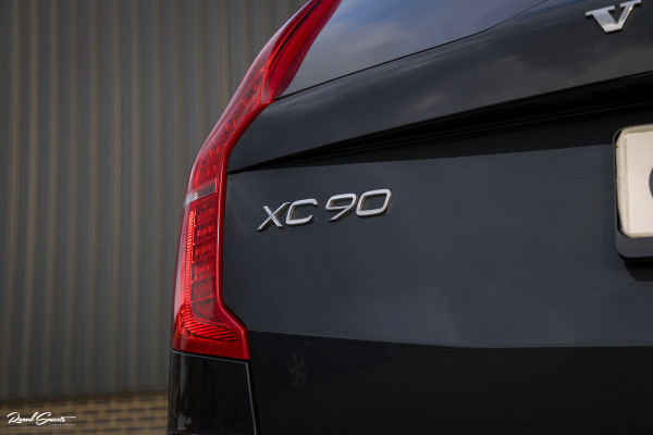 Volvo XC90 2.0 T8 Recharge AWD R-Design | Long Range | Zwenkbare Trekhaak | Harman Kardon | Adaptieve cruise | Apple carplay |