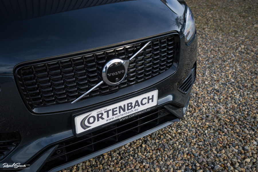 Volvo XC90 2.0 T8 Recharge AWD R-Design | Long Range | Zwenkbare Trekhaak | Harman Kardon | Adaptieve cruise | Apple carplay |