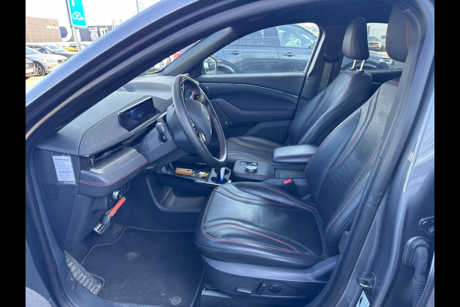 Ford Mustang Mach-E Extended First Edition AWD 98 kWh | Panoramadak | Bang&Olufsen | 337 PK