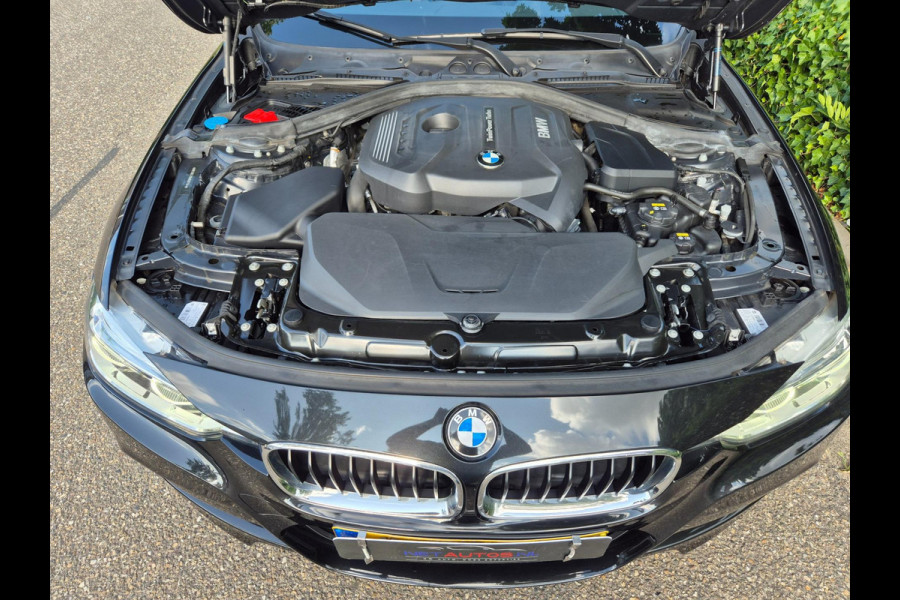 BMW 3 Serie Touring 320i High Executive M Sport Panorama Apple CarPlay Trekhaak NAP APK Rijklaar
