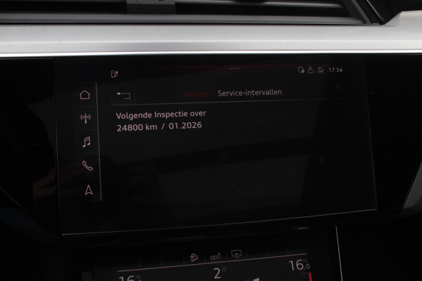 Audi e-tron Sportback 50 quattro S edition 71 kWh / Panoramadak / Camera / Luchtvering / 20'' / Leder&Alcantara / DAB / ACC / Navigatie / Stoelverwarming