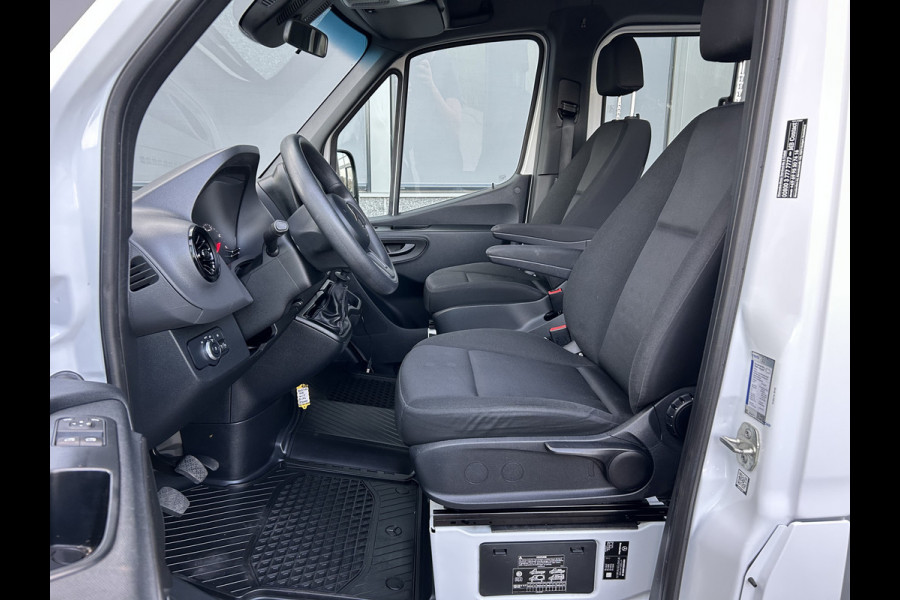 Mercedes-Benz Sprinter 316 CDI L3 Dubbele cabine / Open laadbak / Trekhaak / Airco