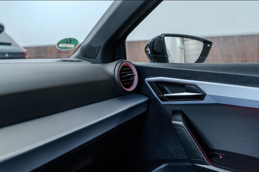 Seat Ibiza 1.5 TSI FR Sport Pano | 150PK | AppleCrplay | Dealer Onderhouden