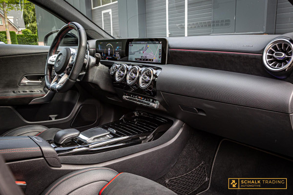 Mercedes-Benz A-Klasse AMG 35 4MATIC Advantage|Pano|Milltek|