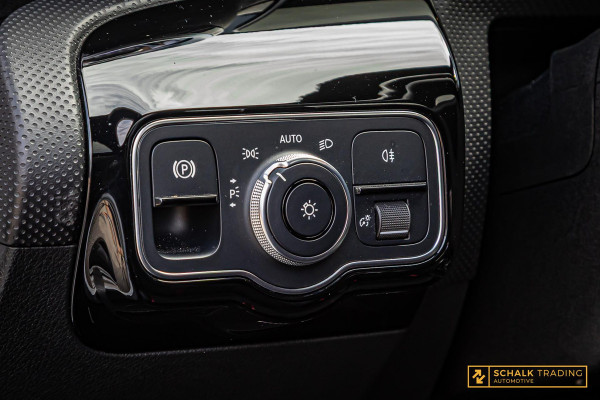 Mercedes-Benz A-Klasse AMG 35 4MATIC Advantage|Pano|Milltek|