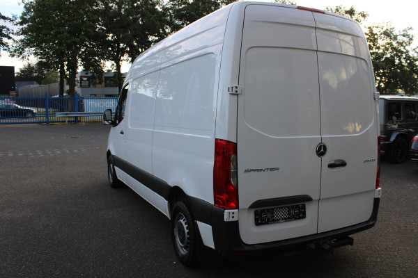 Mercedes-Benz Sprinter 214 CDI L2H2 MBUX, Trekhaak, Brake assyst