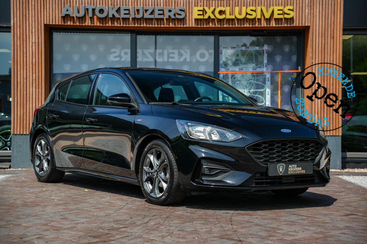 Ford Focus 1.0 EcoBoost ST-Line Automaat Apple CarPlay Navi Ford Focus 1.0 EcoBoost ST-Line Automaat Apple CarPlay Navi
