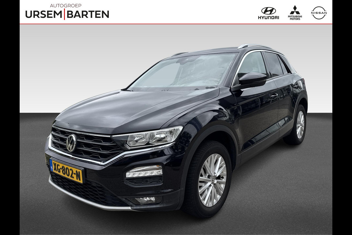 Volkswagen T-Roc 1.0 TSI Style | navigatie | dealer onderhouden Volkswagen T-Roc 1.0 TSI Style | navigatie | dealer onderhouden