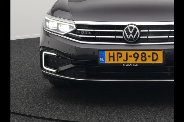 Volkswagen Passat Variant 1.4 TSI GTE Highline Plug in Hybrid PHEV | Panodak | Adaptive Cruise | Alcantara Sportstoelen | Carplay | IQ Led | 360 Camera |