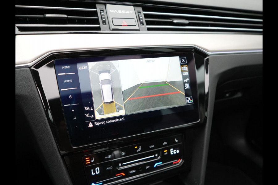 Volkswagen Passat Variant 1.4 TSI GTE Highline Plug in Hybrid PHEV | Panodak | Adaptive Cruise | Alcantara Sportstoelen | Carplay | IQ Led | 360 Camera |