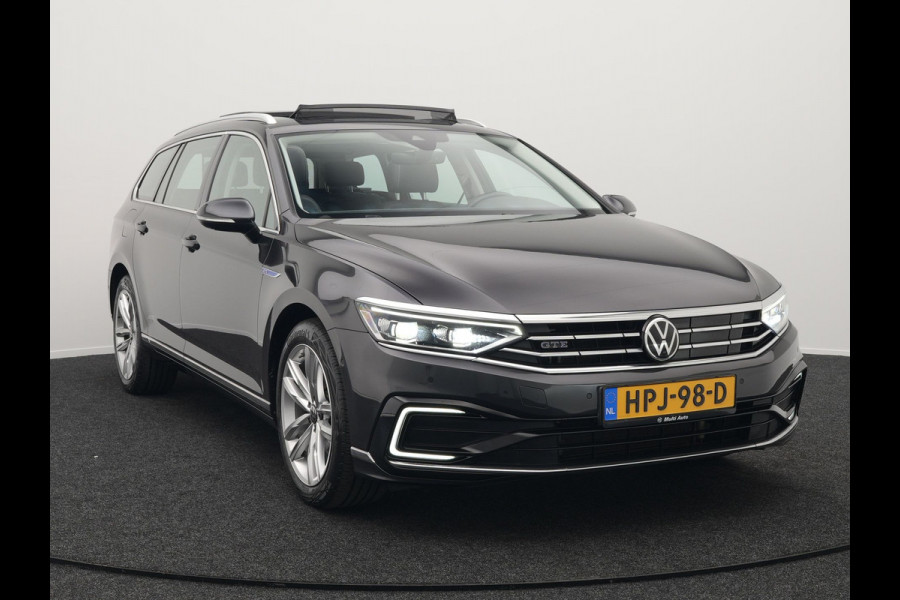 Volkswagen Passat Variant 1.4 TSI GTE Highline Plug in Hybrid PHEV | Panodak | Adaptive Cruise | Alcantara Sportstoelen | Carplay | IQ Led | 360 Camera |