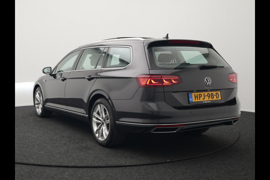 Volkswagen Passat Variant 1.4 TSI GTE Highline Plug in Hybrid PHEV | Panodak | Adaptive Cruise | Alcantara Sportstoelen | Carplay | IQ Led | 360 Camera |