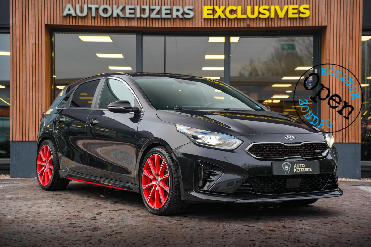 Kia Ceed 1.6 T-GDi GT Keyless Stuurverw. Alcantara Lane Assist LED 18''LM Kia Ceed 1.6 T-GDi GT Keyless Stuurverw. Alcantara Lane Assist LED 18''LM