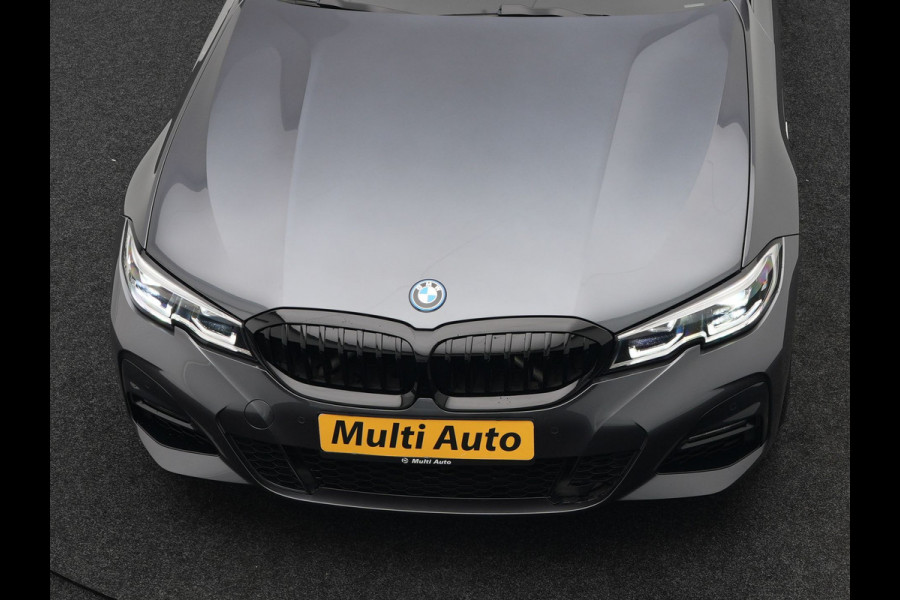 BMW 3 Serie Touring 320e M Sport Plug In Hybrid Dealer O.H PHEV | Alcantara Sportstoelen Verwarmd | 19"L.M | Keyless | Camera | Parkassist  | Apple Carplay | Sfeerverlichting | Navi Full Map |