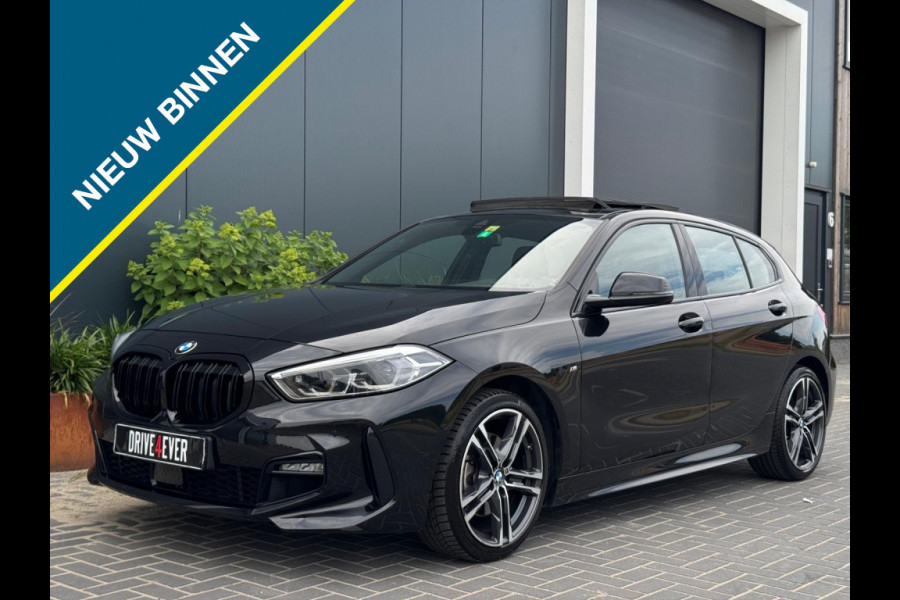 BMW 1-serie 118i M PACK 2022 FULL PANO NAVI CAMERA CLIMATE CR CONTROL SPORTV