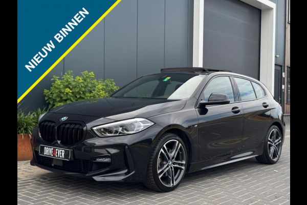 BMW 1-serie 118i M PACK 2022 FULL PANO NAVI CAMERA CLIMATE CR CONTROL SPORTV