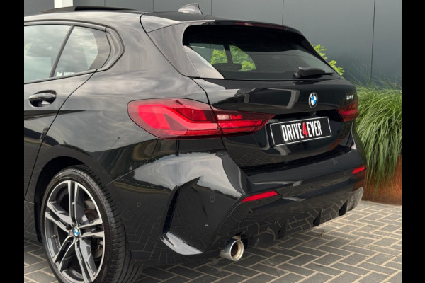 BMW 1-serie 118i M PACK 2022 FULL PANO NAVI CAMERA CLIMATE CR CONTROL SPORTV