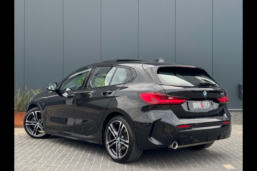 BMW 1-serie 118i M PACK 2022 FULL PANO NAVI CAMERA CLIMATE CR CONTROL SPORTV