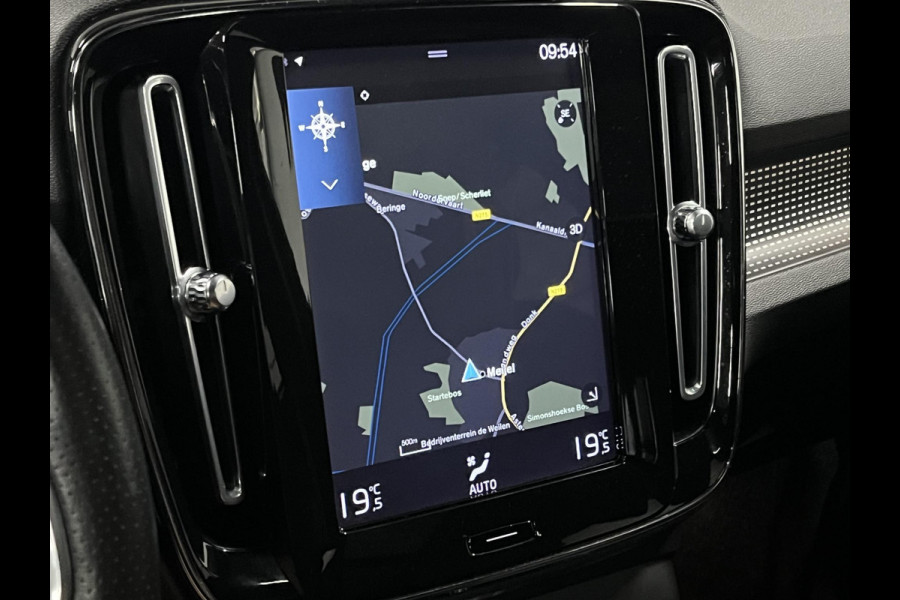 Volvo XC40 1.5 T5 Recharge R-Design | Open dak | Adaptive Cruise control | Camera | Keyless | BLIS
