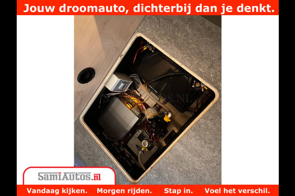 Dodge Ram 1500 €15000,- VOORDEEL | CAMPER / AFZET UNIT | SHOWROOM MODEL | 4 PERSOONS | AIRCO | ZONNEPANEEL | VERWARMING | DOUCHE | WC | LUIFEL | 4 SLAAP PLAATSEN | Let Op: Investeer in deze unieke afzetunit camper en verdien direct!