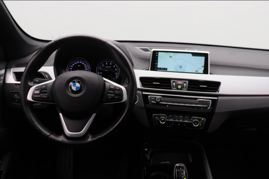 BMW X1 SDrive20i High Executive Pano/dak Sport/leder Head/up Origineel NL