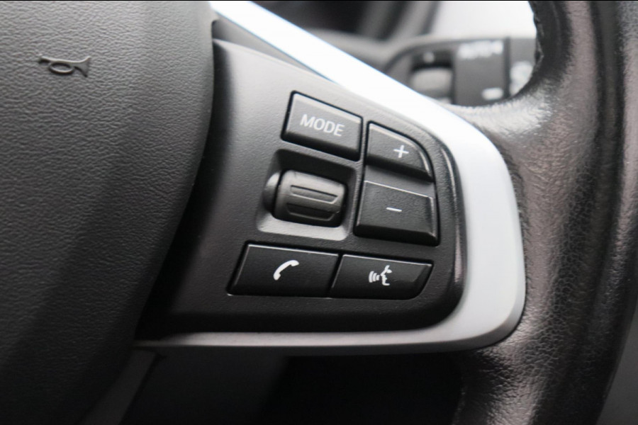 BMW X1 SDrive20i High Executive Pano/dak Sport/leder Head/up Origineel NL