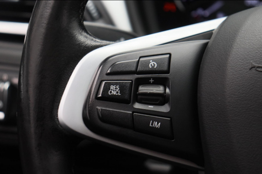 BMW X1 SDrive20i High Executive Pano/dak Sport/leder Head/up Origineel NL