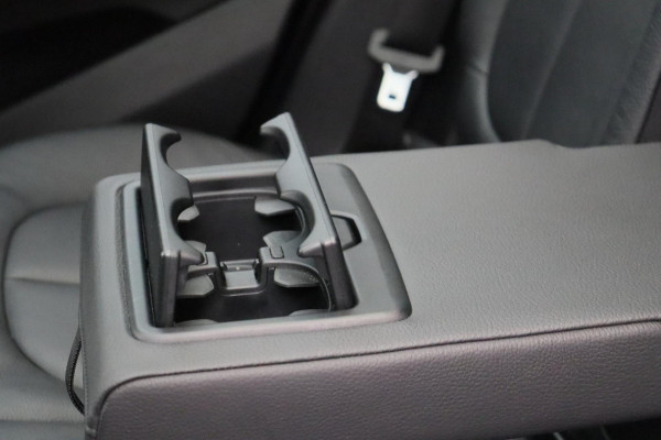 BMW X1 SDrive20i High Executive Pano/dak Sport/leder Head/up Origineel NL